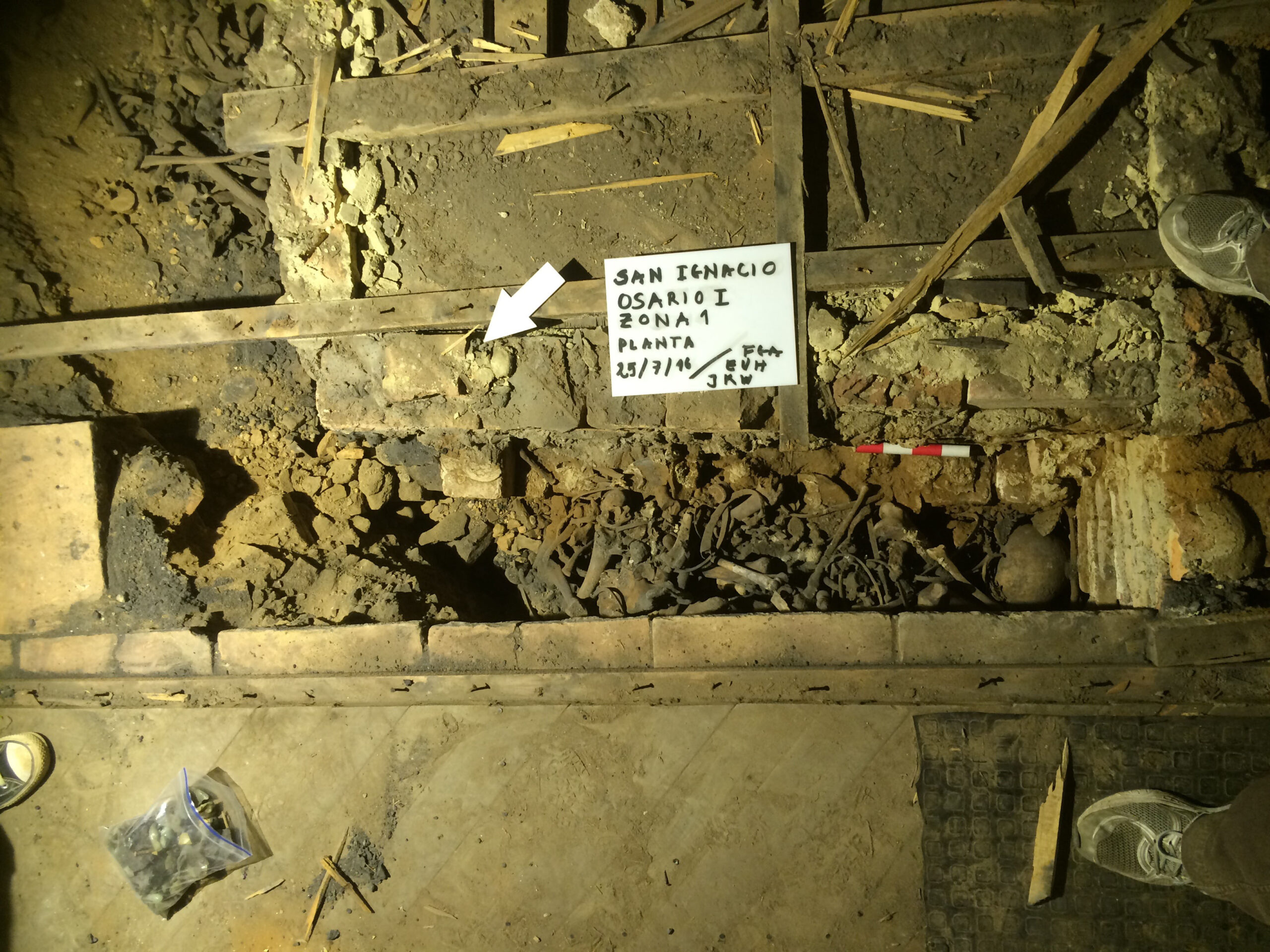 Ossuary Context at San Ignacio before excavation began